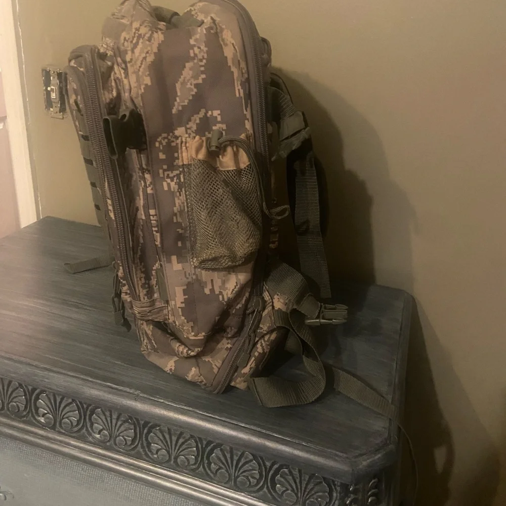 Code Alpha Camo Backpack - Picture 3 of 3